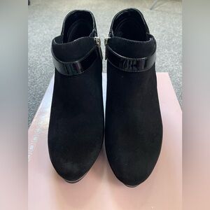 Women's Bandolino Cambria Platform Booties Black Multi Suede Size 6